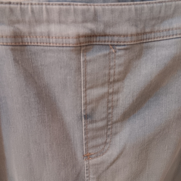 Chico's 2.5 Pull On Perfect Stretch Jeans Brand New With-Tag Women's 14SlimAnkle - Picture 3 of 13